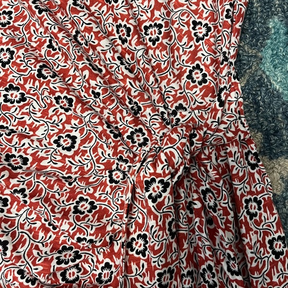 NWT - Boden Knot Front Tencel Jersey Dress - Red Floral - Size 8L - Picture 6 of 11